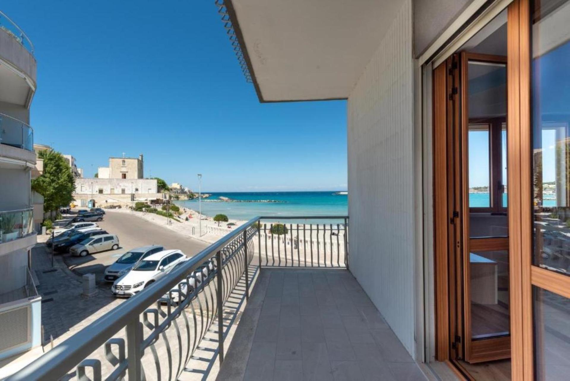 Appartamenti Fronte Mare โอตรันโต ภายนอก รูปภาพ